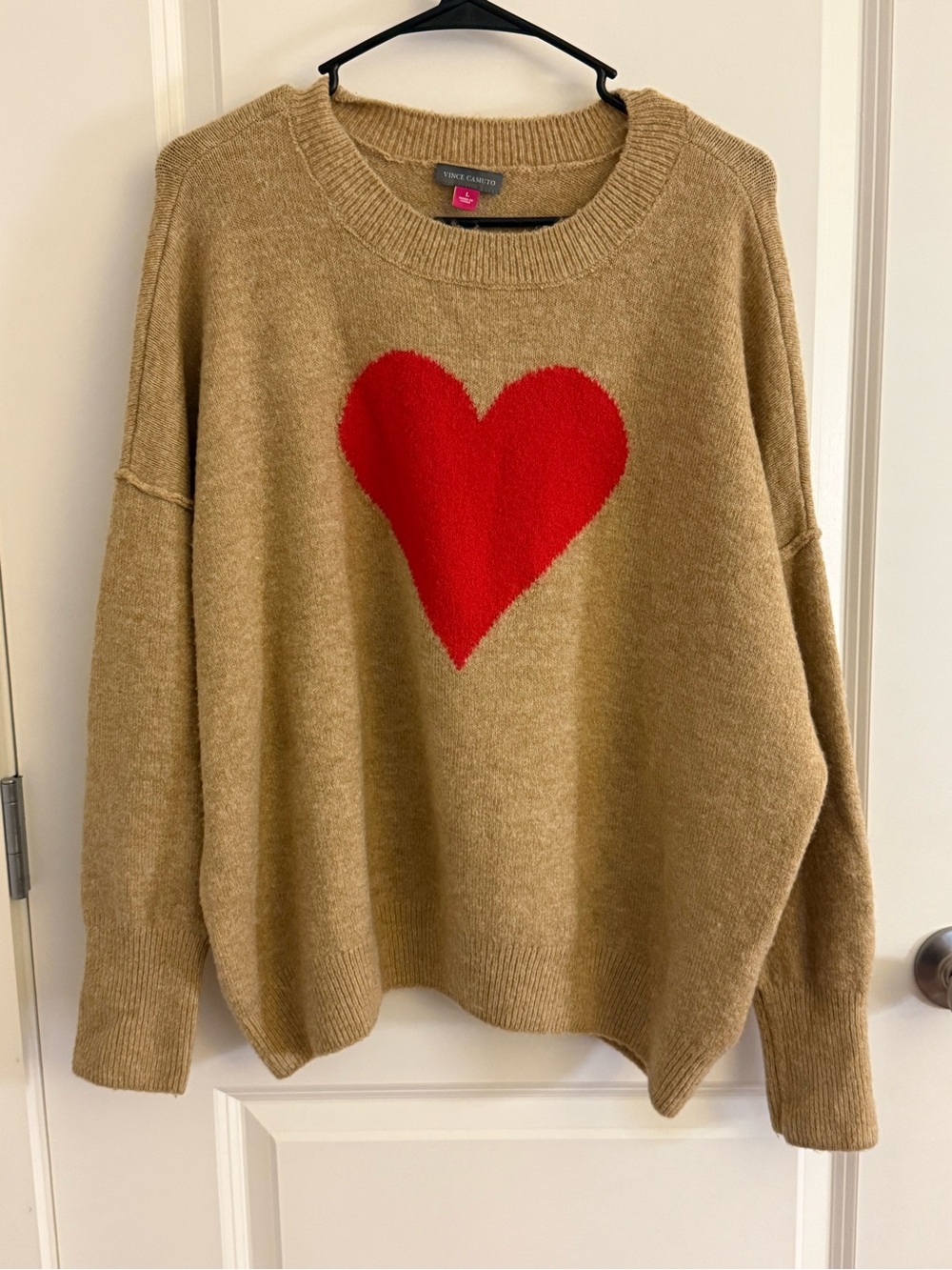 Vince Camuto Heart Sweater Tan Red Crew Neck Knit Women’s Large